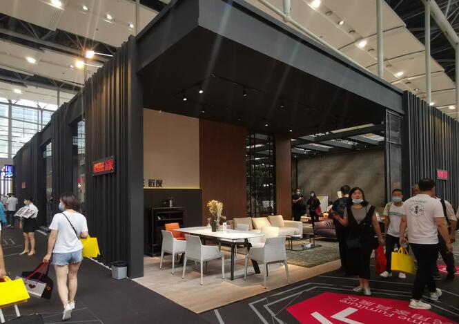 該如何設計搭建大型展臺？如何設計搭建一個小展臺？